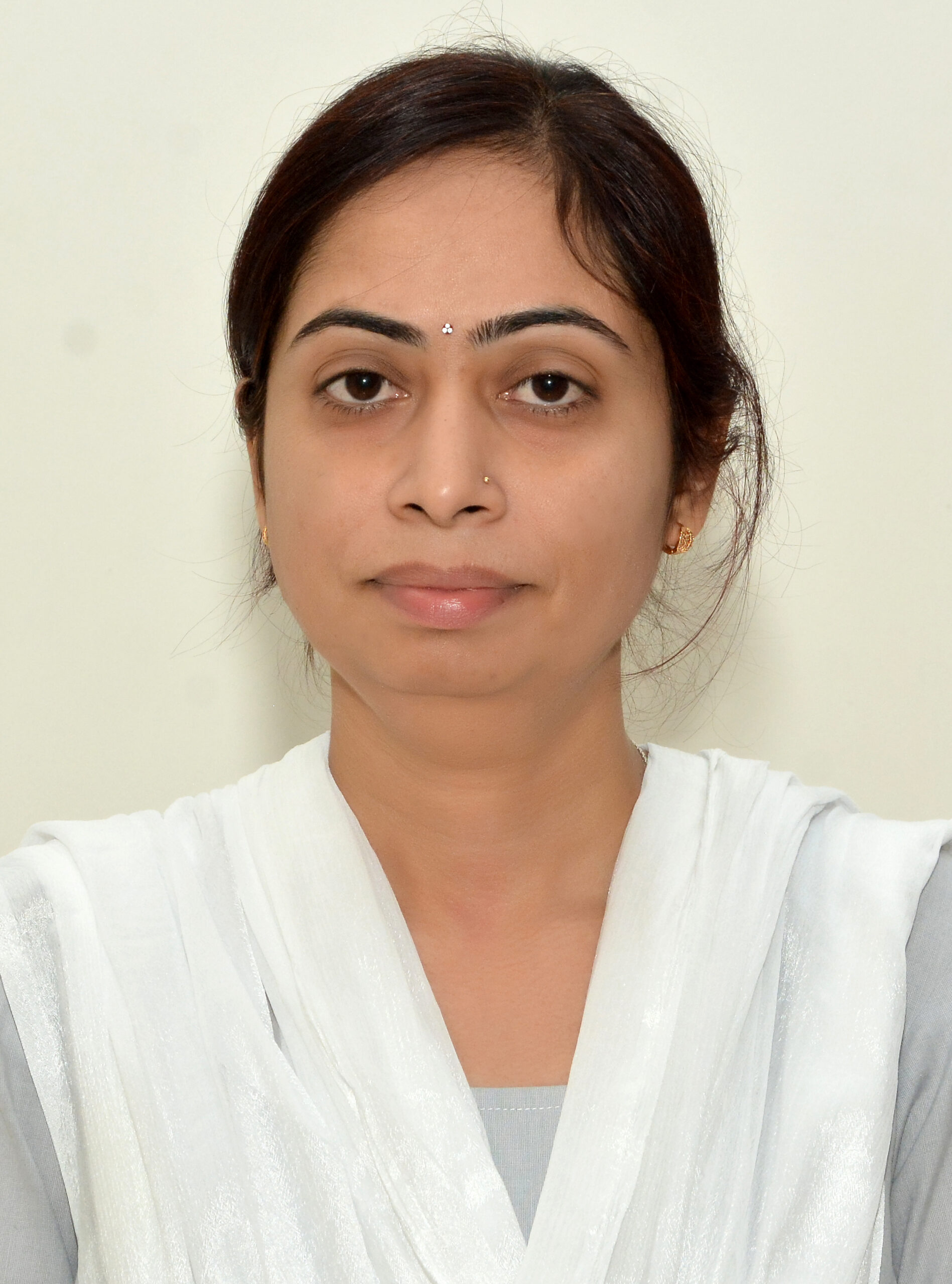 Miss. Seema Madan Warungse