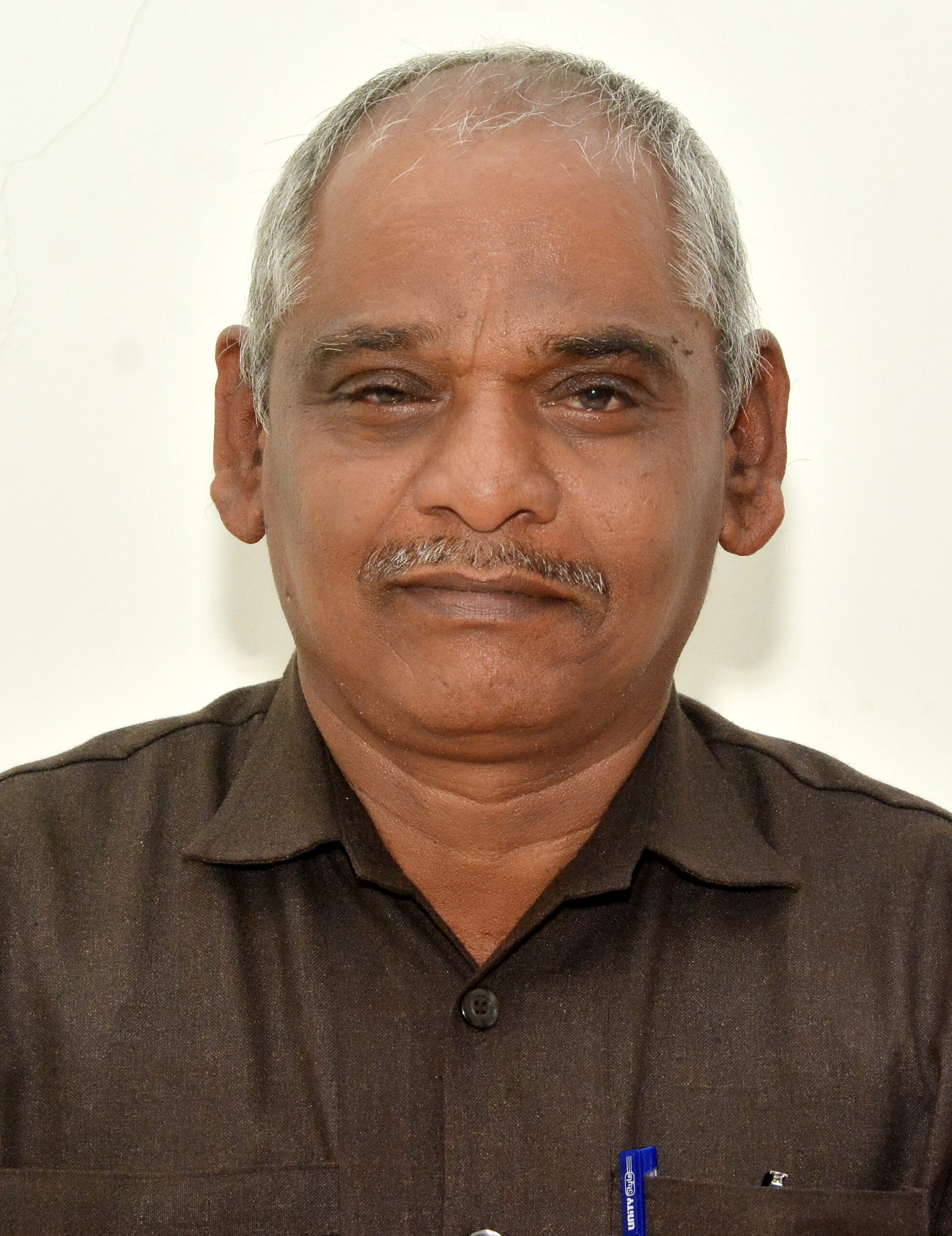 Mr. Labhade Chintaman Runja