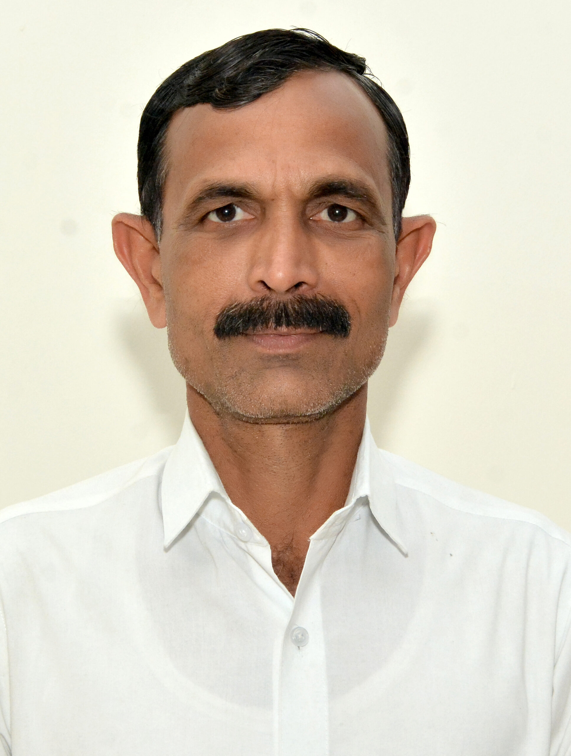 Mr.  Shantaram Sangamnere